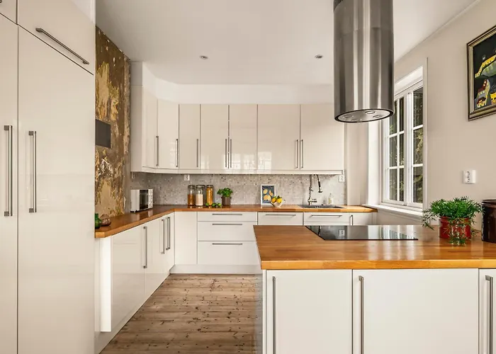 A Dream Home With Spectacular Views - New!